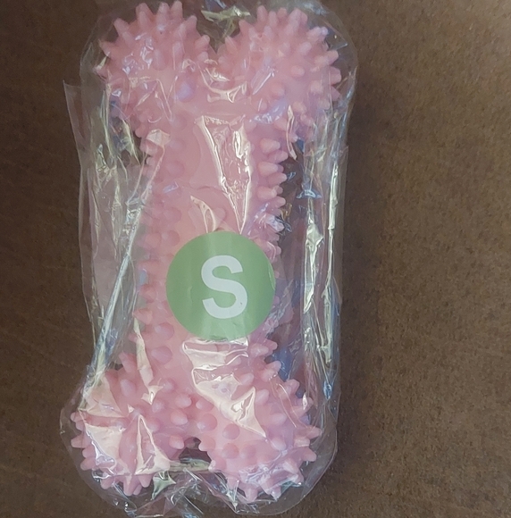 🎁$5.00 Item🎁Pink Spiky Dog Chew - Picture 1 of 1